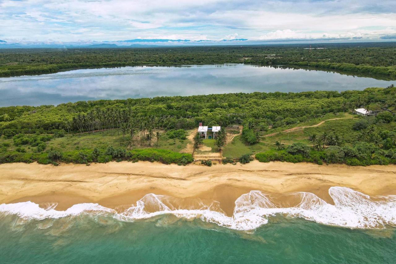 Sati Villa Rekawa Beach Sri Lanka Тангалла Экстерьер фото